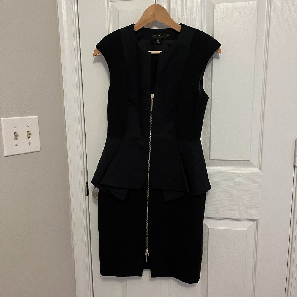 Ted Baker Sz 2 Black Dress w/Structured Stitching